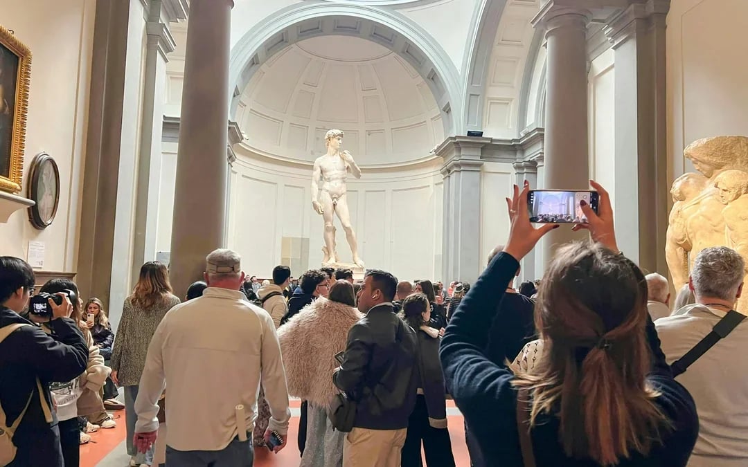 Accademia Gallery Skip-the-Line Tickets with Audio Guide Image 1