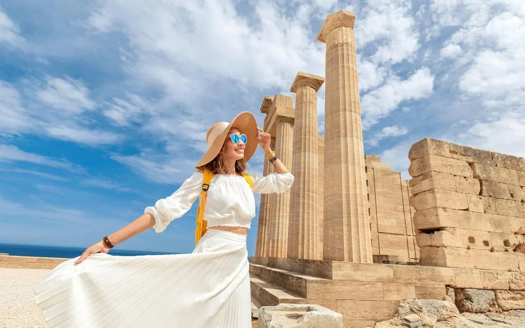 Acropolis, Parthenon & Plaka Old Town Guided Tour with Entry Tickets Image 1