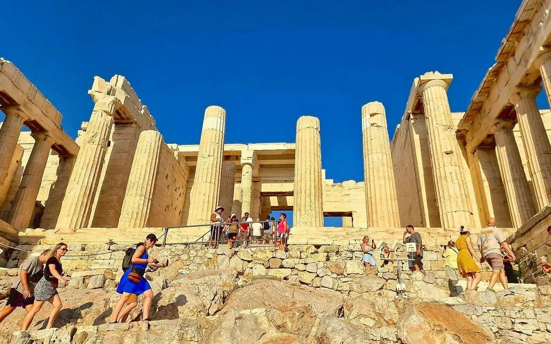 Acropolis Premium 2-Hour VIP Small-Group Tour Image 2