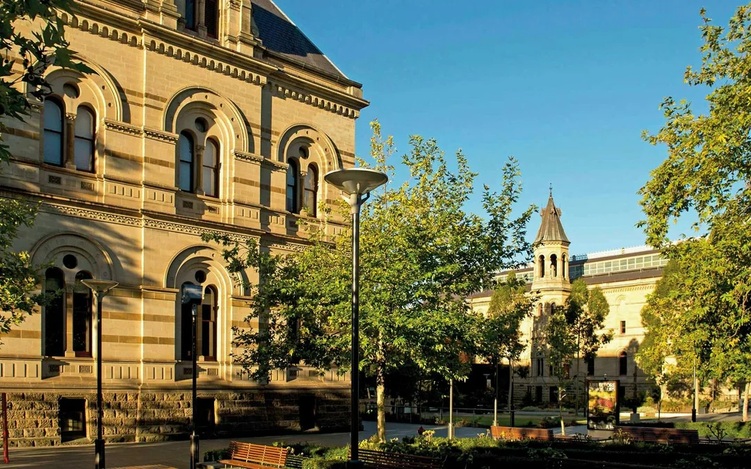 Adelaide City Guided Tour with Hotel Transfer Image 2
