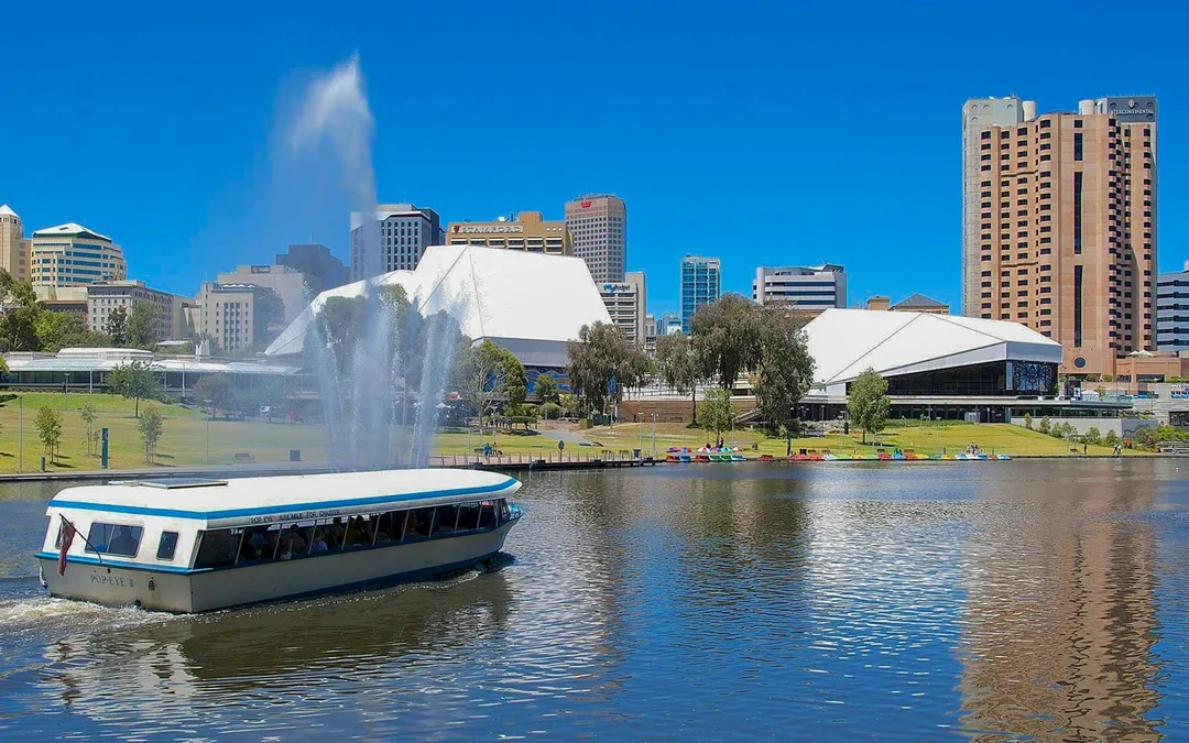 Adelaide City Guided Tour with Hotel Transfer Image 4