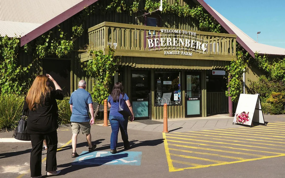 Adelaide Hills & Hahndorf Village Guided Tour with Round-Trip Transfers Image 4