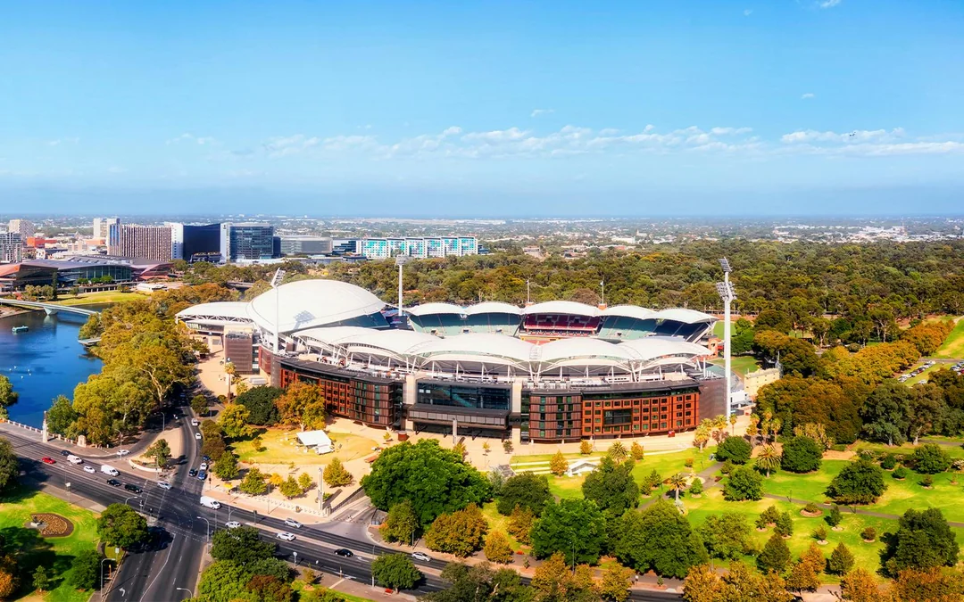 Adelaide Oval Guided Rooftop Climbing Experience Image 2