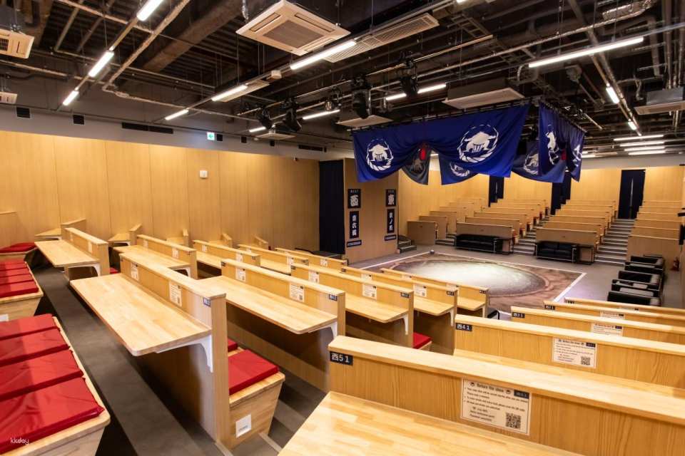 Admission Ticket to Kyoto Sumo Club Show with Chicken Chanko Hot Pot