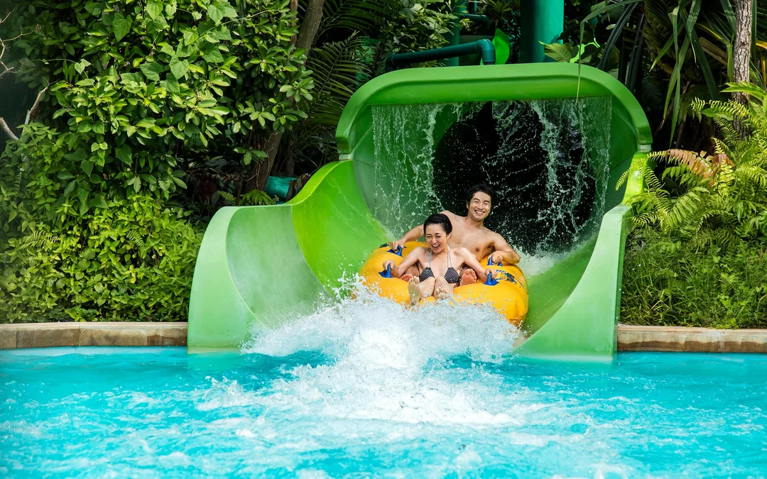 Adventure Cove Waterpark Express Pass Image 5