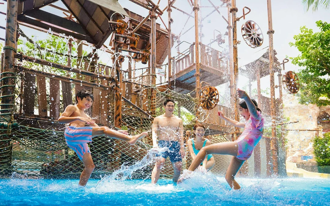 Adventure Cove Waterpark Tickets Image 4