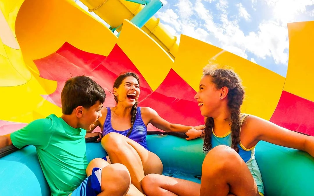 Adventure Island Tampa Bay: Entry Tickets with All-Day Dining Add-On Image 3