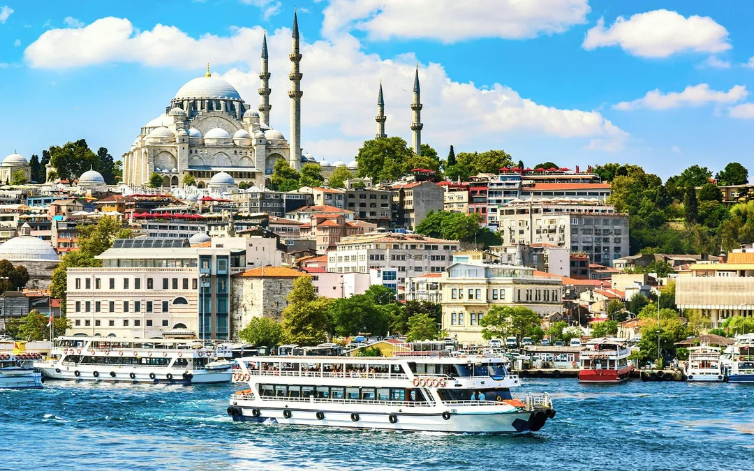 Afternoon Cruise in Bosphorus Strait with Cable Car to Pierre Loti Hill Image 1