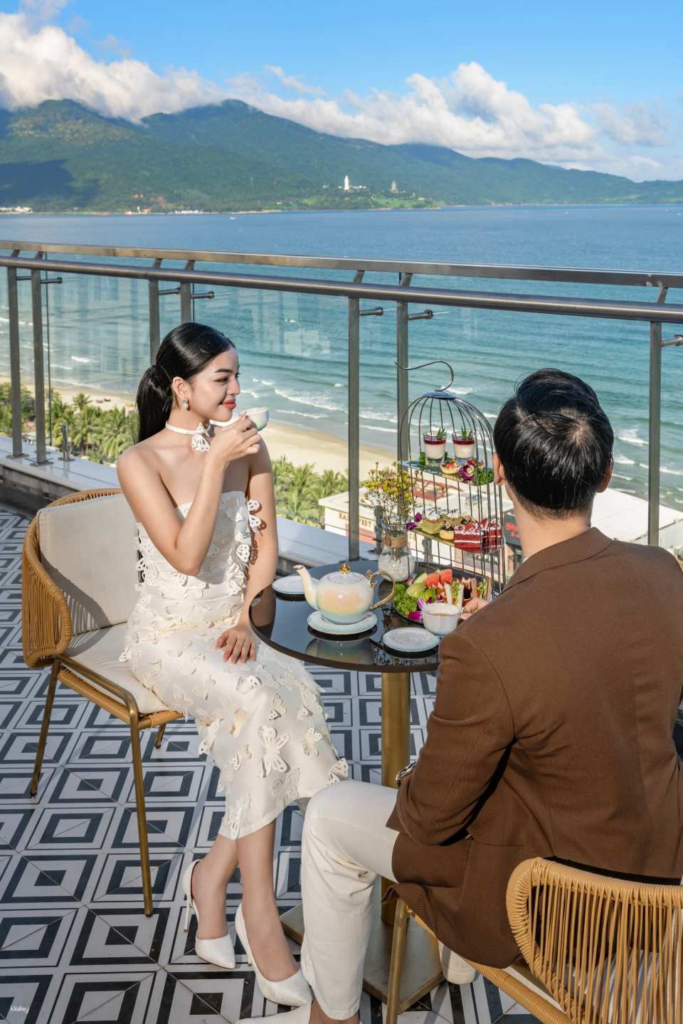 Afternoon Tea At  BlueSun Da Nang Hotel | Vietnam