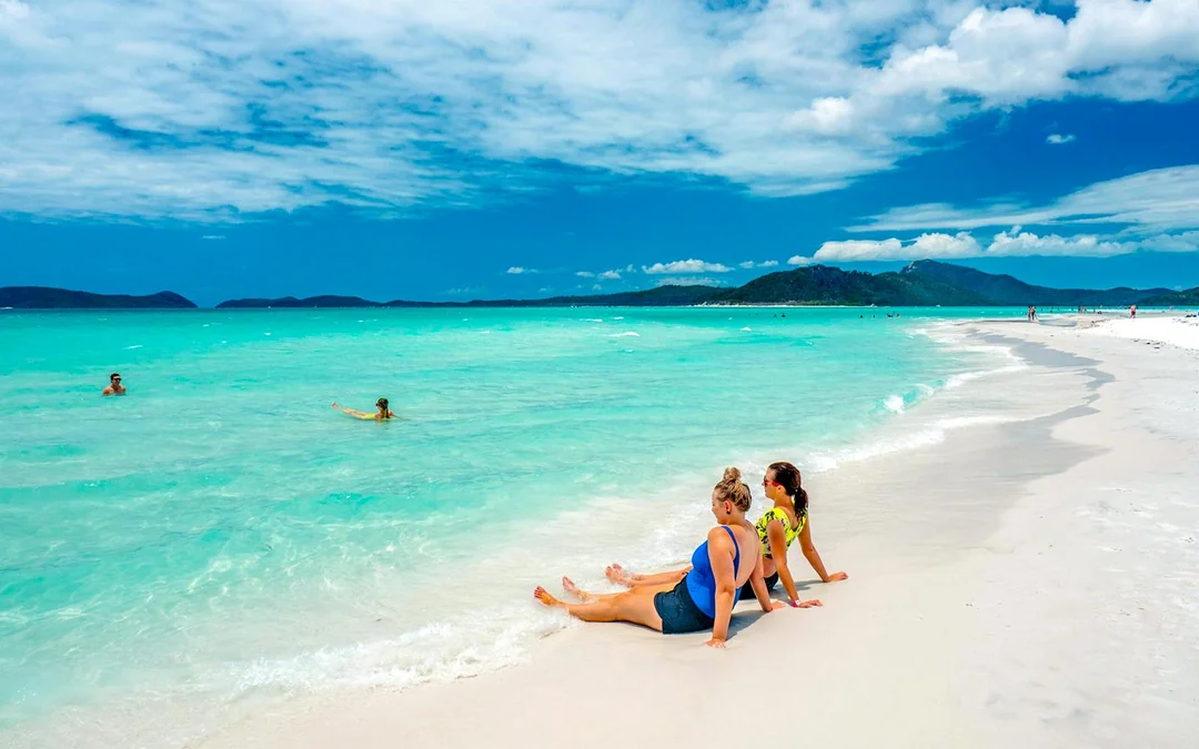 Airlie Beach: Outer Great Barrier Reef & Whitehaven Beach Snorkel Tour Image 4