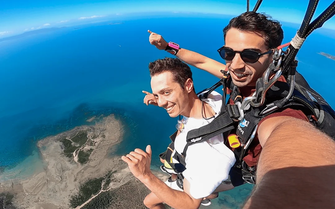 Airlie Beach Tandem Skydive with Beach Landing Image 4