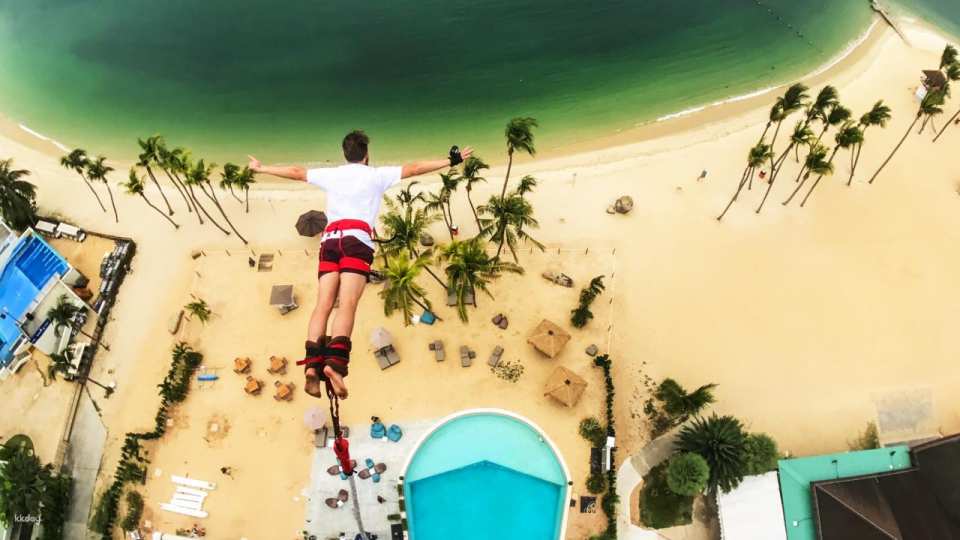 AJ Hackett Sentosa Giant Swing, Bungy Jump, Tandem Bungy Jump, Skybridge | Singapore