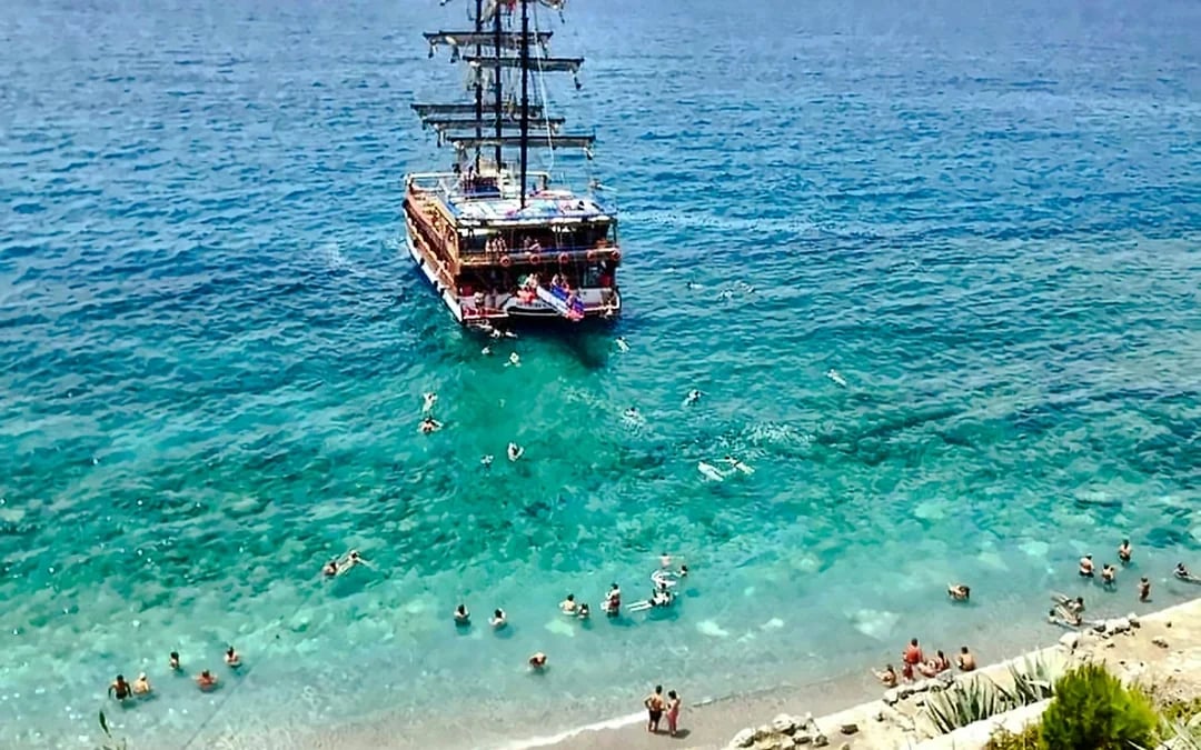 Alanya Catamaran Cruise with BBQ Lunch, Soft Drinks & Round-Trip Hotel Transfers Image 4