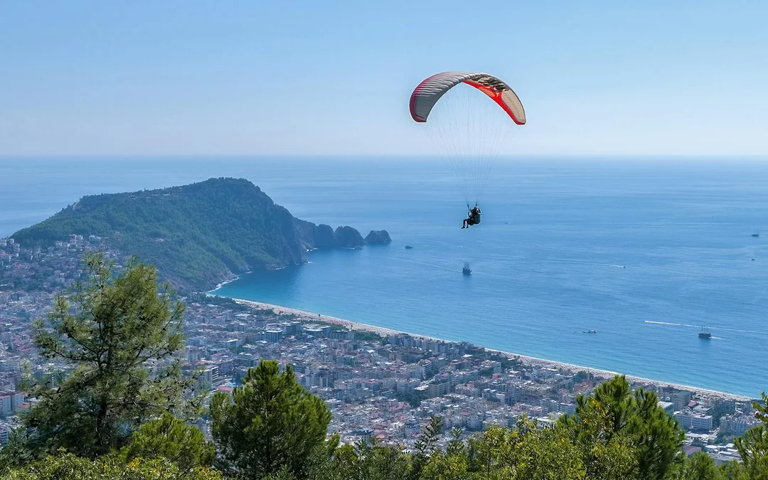 Alanya Paragliding Tour with Transfers Image 3