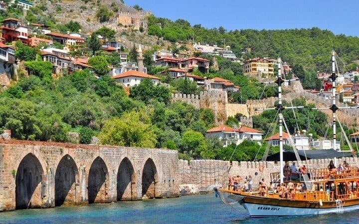 Alanya Relaxing Boat Tour with Lunch & Free Soft Drinks Image 9