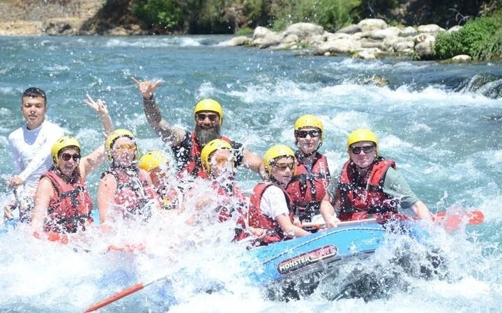 Alanya Super Combo 4-in-1: Rafting, Jeep Safari, Buggy & Zip Image 3