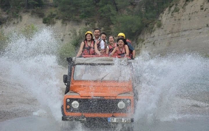 Alanya Super Combo 4-in-1: Rafting, Jeep Safari, Buggy & Zip Image 4