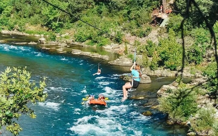 Alanya Super Combo 4-in-1: Rafting, Jeep Safari, Buggy & Zip Image 5