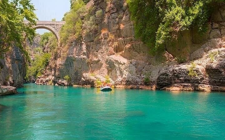 Alanya Super Combo 4-in-1: Rafting, Jeep Safari, Buggy & Zip Image 6