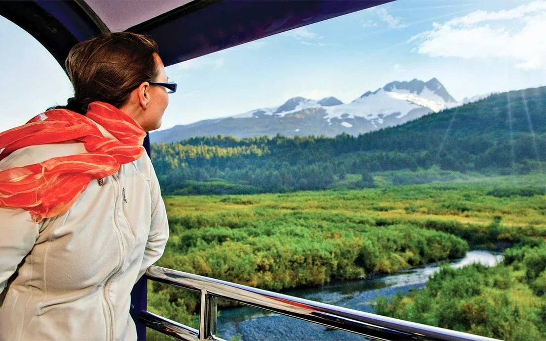 Alaska Railroad: Anchorage to/from Denali — One Way & Round Trip Train Tickets Image 2