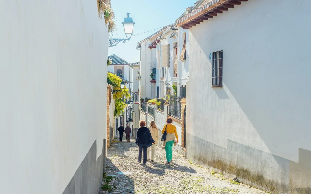 Albaicín and Sacromonte Walking Tour Image 1