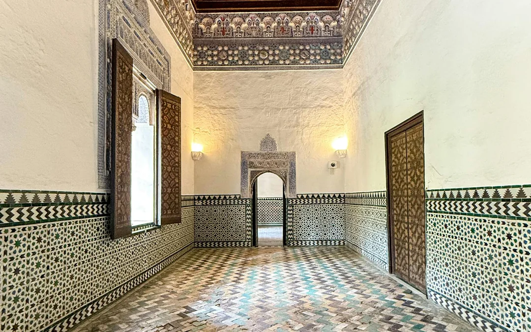 Alcázar of Seville Skip-the-Line Guided Tour Image 12