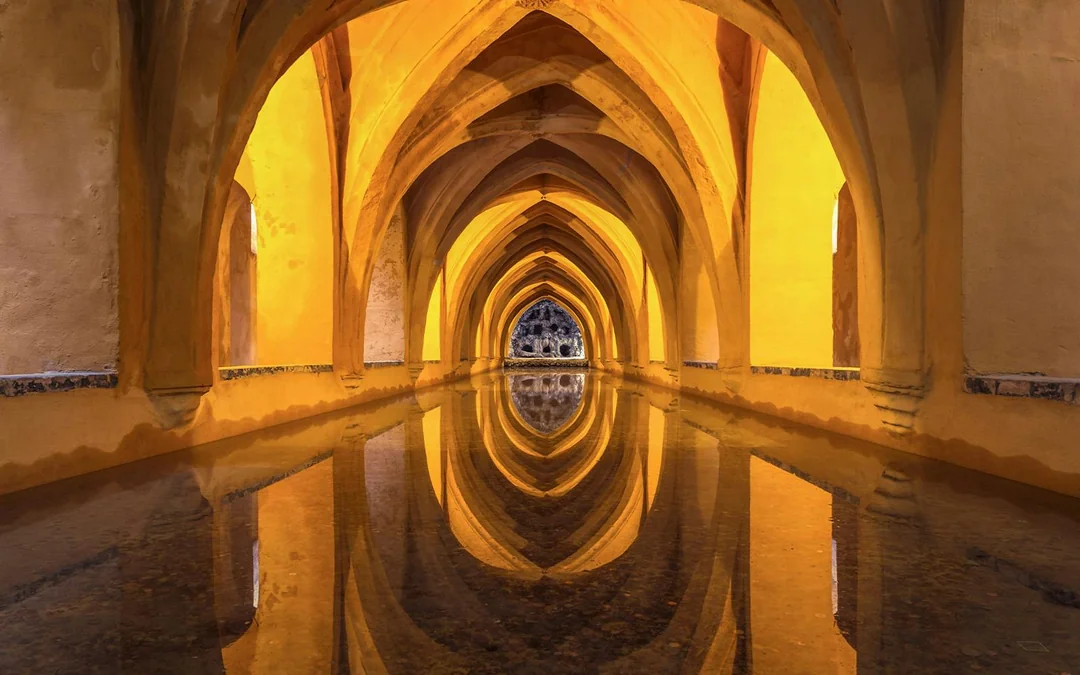 Alcázar of Seville Skip-the-Line Guided Tour Image 4
