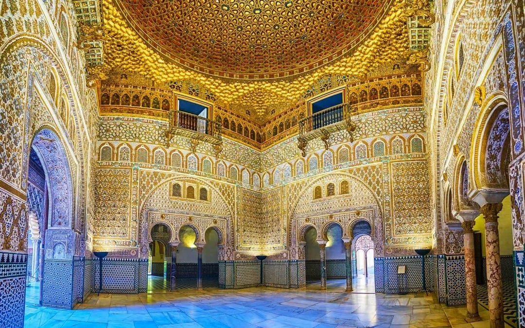 Alcázar of Seville Skip-the-Line Guided Tour Image 7