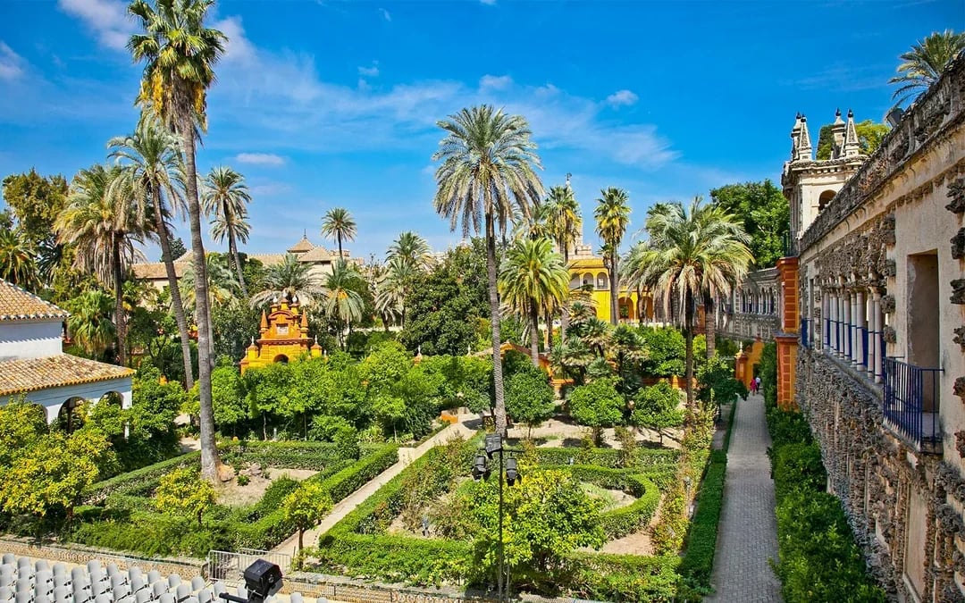 Alcázar of Seville Skip-the-Line Guided Tour Image 9