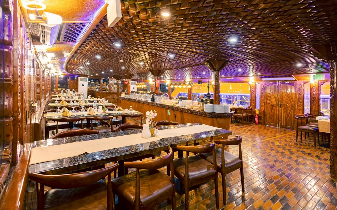 Alexandra VIP Dhow Cruise with Dinner, Entertainment and Transfers Image 5