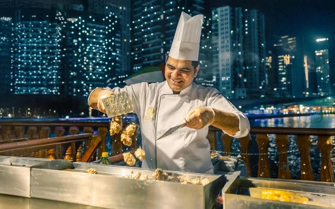 Alexandra VIP Dhow Cruise with Dinner, Entertainment and Transfers Image 10