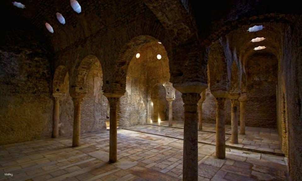Alhambra guided tour with Arabian baths tickets