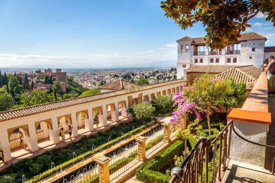Alhambra ticket and audio guide