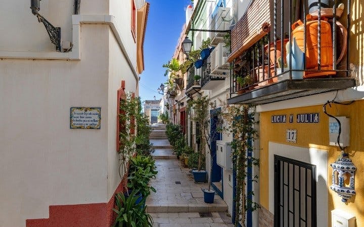 Alicante Self-Guided Walking Tour on Mobile App Image 6