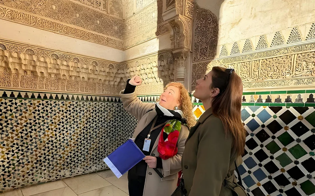 All Alhambra Tickets: Private Guided Tour with Nasrid Palaces Image 8