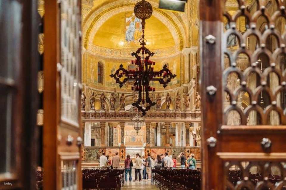 Alone in St. Mark's Basilica: After Hours Tour