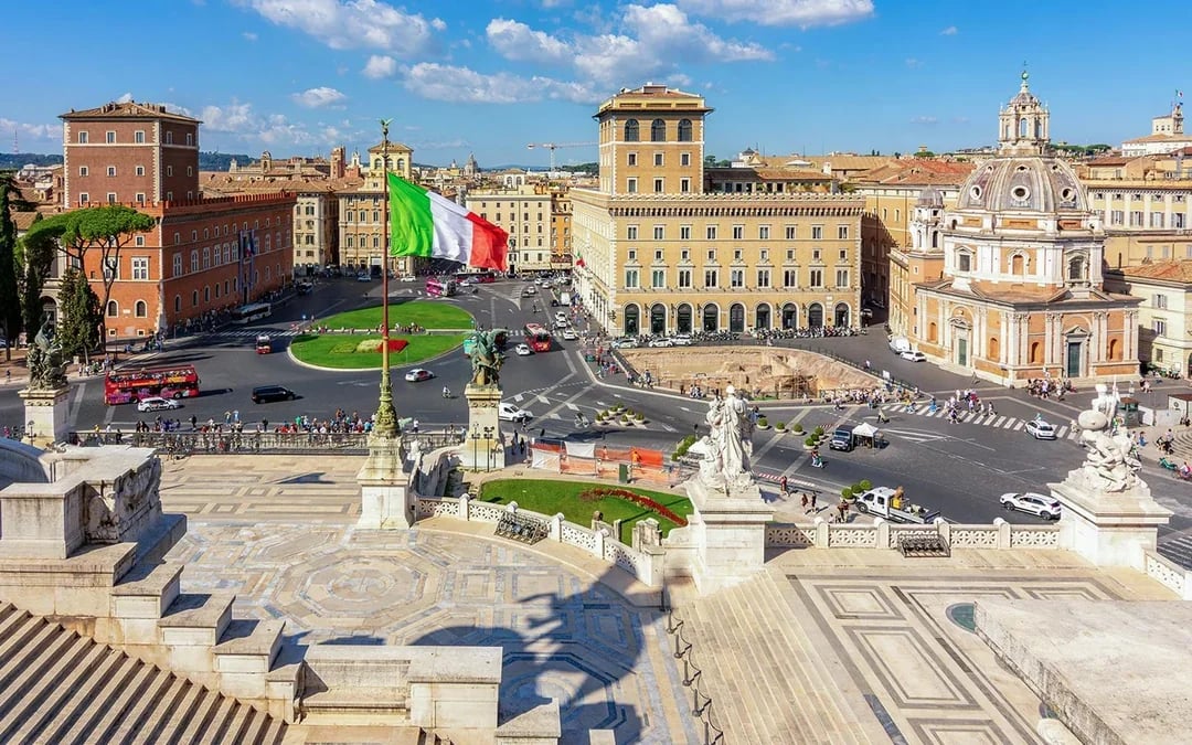 Altar of the Fatherland, Museum and Glass Elevator Ticket Image 6