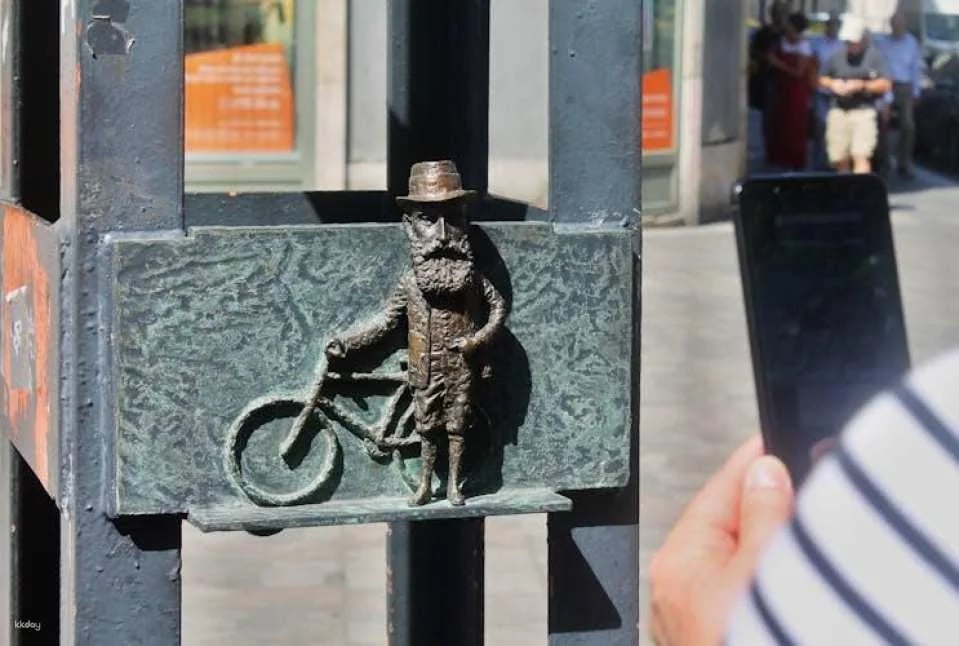 Alternative Budapest walking tour