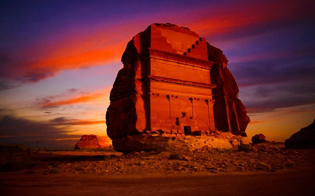 AlUla Private Old Town, Oasis & Harrat Viewpoint Sunset Tour with Transfers Image 8