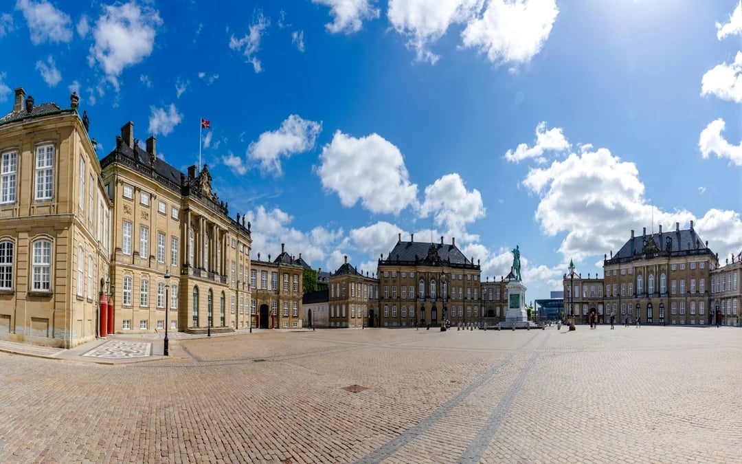 Amalienborg Palace Museum Skip-the-Line Private Tour Image 5