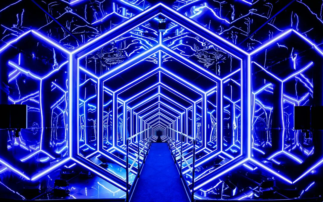 AMAZE Amsterdam Tickets: Immersive Audiovisual Experience Image 4