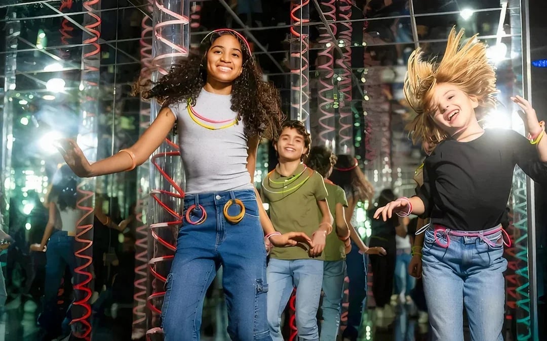 American Dream: Mirror Maze Admission Tickets Image 1