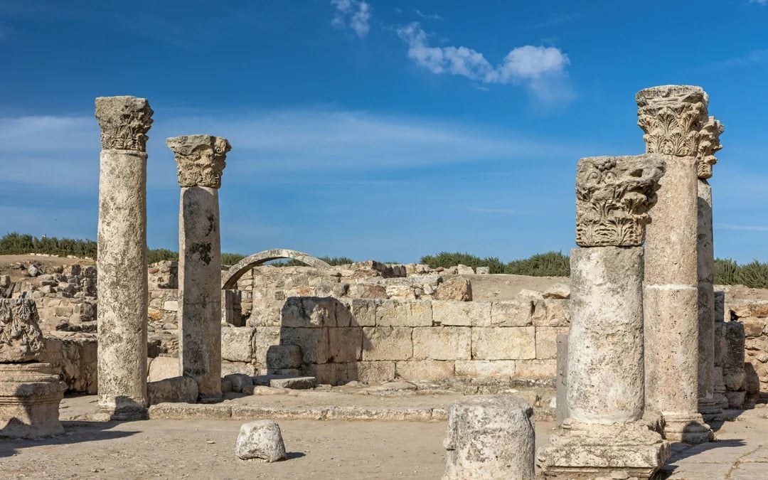 Amman City Highlights Tour with Citadel, Roman Theater & Rainbow Street Image 7