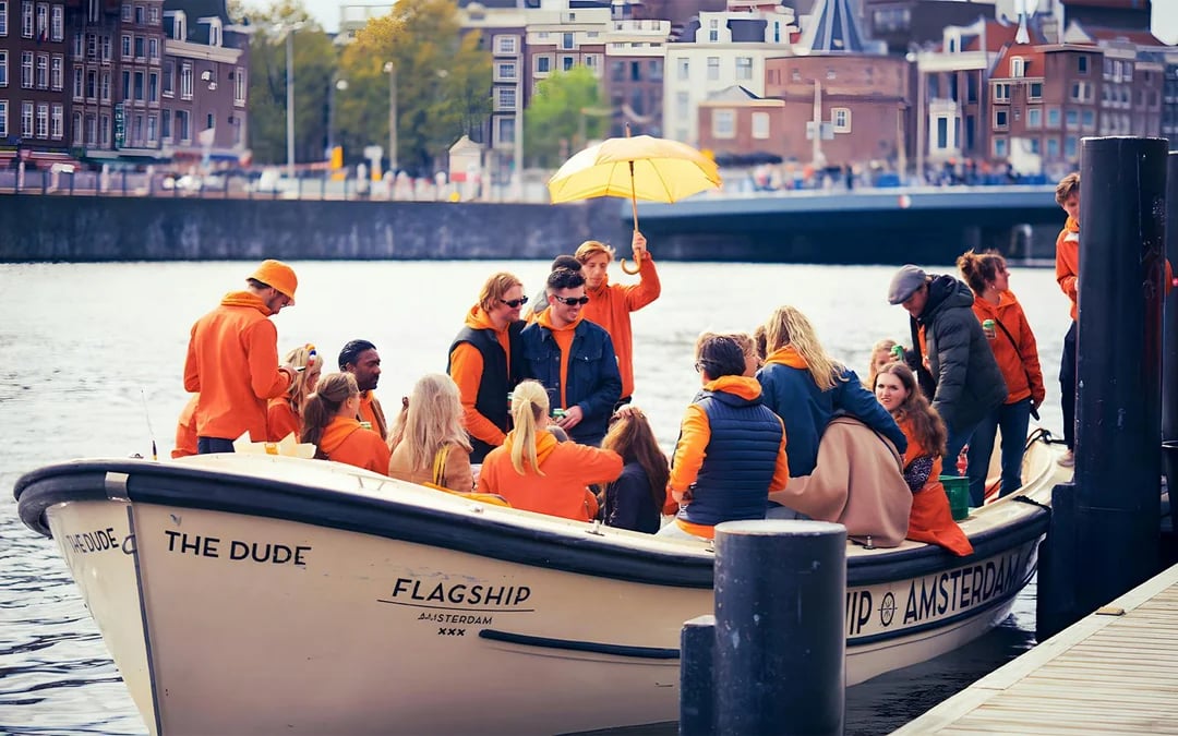 Amsterdam: 1.5-Hour King's Day Party Cruise with Unlimited Drinks & Music Image 6