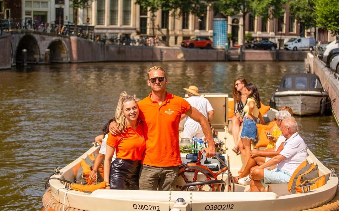 Amsterdam: 1-Hour Adult-Only Luxury Electric Boat Canal Cruise with Optional Unlimited Drinks Image 7
