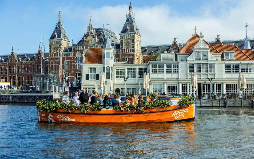 Amsterdam: 1-Hour Aperol Spritz Cruise on Open Boat Image 1