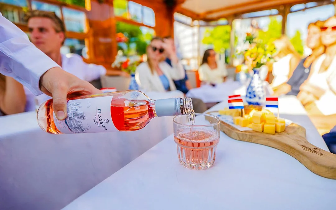 Amsterdam: 1-Hour Luxury Saloon Boat Cruise with Unlimited Drinks & Cheese Image 2