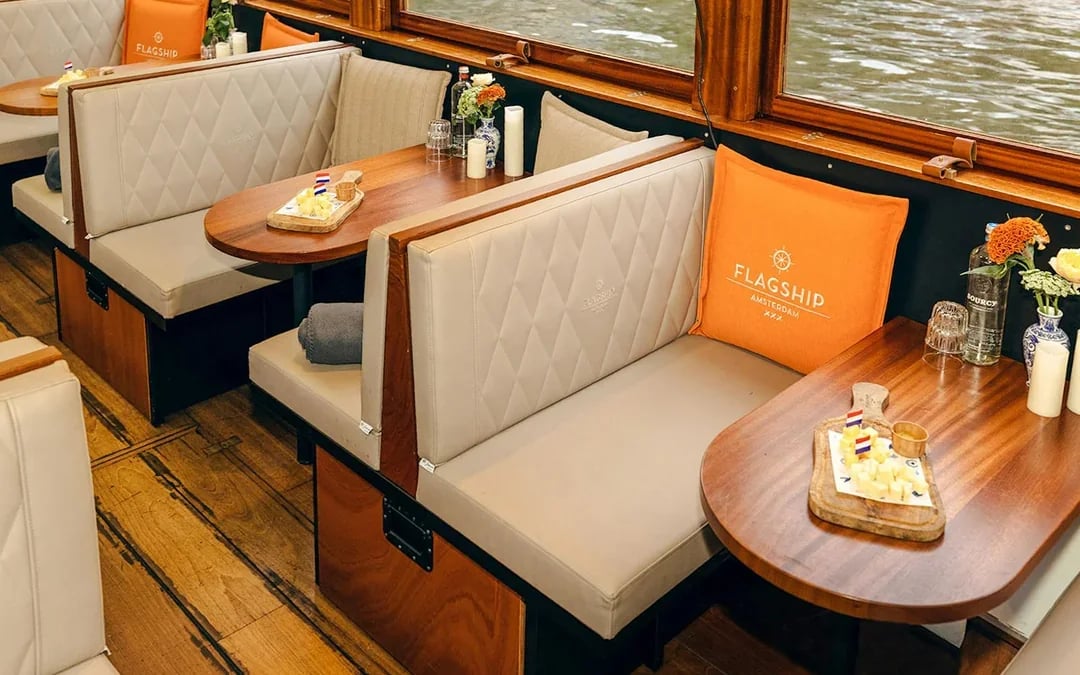 Amsterdam: 1-Hour Luxury Saloon Boat Evening Cruise with Optional Drinks & Bites Image 11