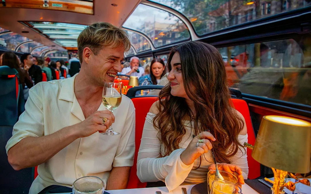 Amsterdam: 2-Hour Dinner Cruise with 4-Course Menu and Drinks Image 4