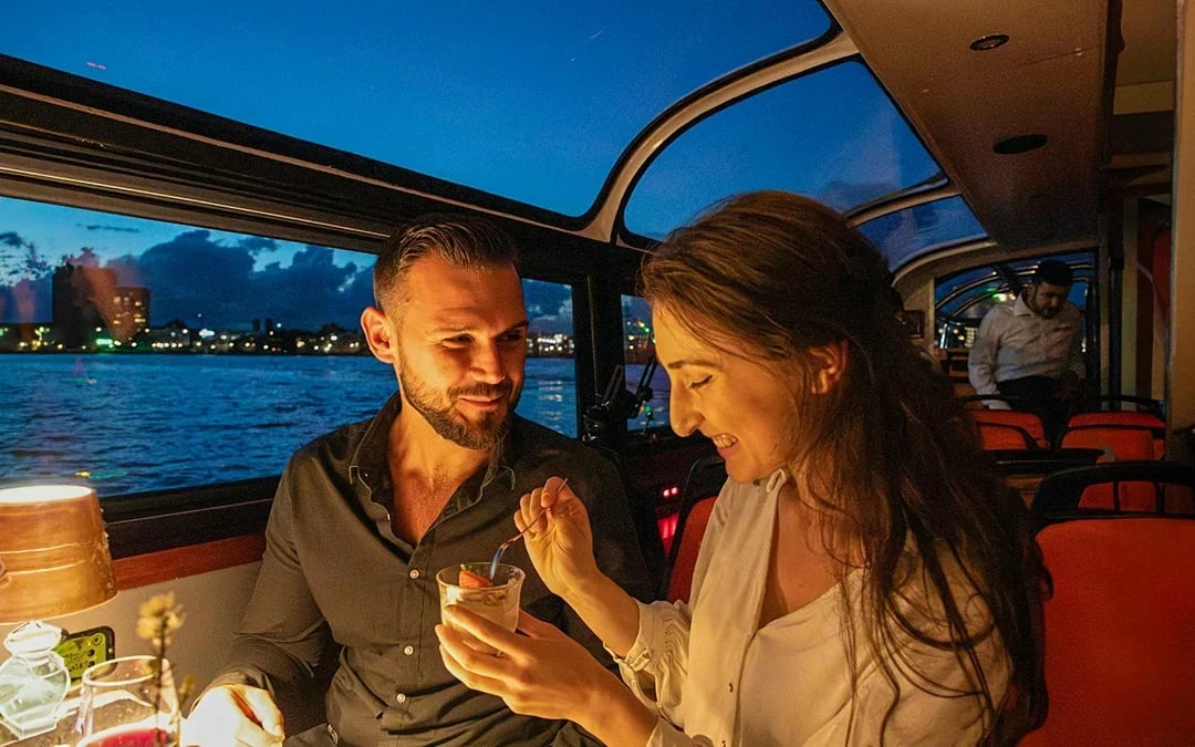 Amsterdam: 2-Hour Dinner Cruise with 4-Course Menu and Drinks Image 7